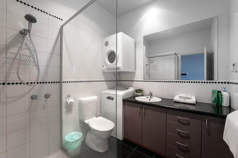 Raffless - Redcliffe Tourism 3