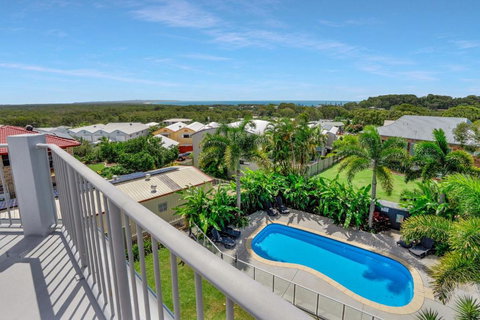 Rainbow Towers 2 Rainbow Beach - Redcliffe Tourism 3