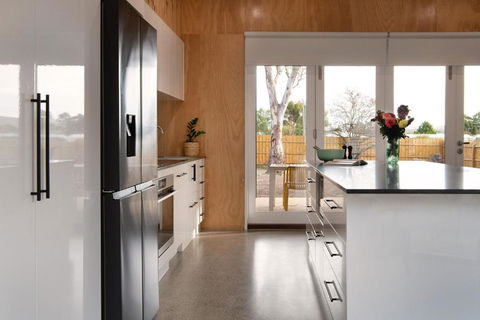 Readers Rest - Redcliffe Tourism 2