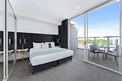 Premium Apartments Chatswood - Redcliffe Tourism 1