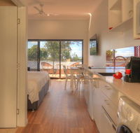 Atherton Apartments - Redcliffe Tourism