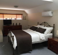 Atina Rocks Country Homestead - Redcliffe Tourism
