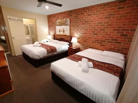 Aussie Rest Motel - Redcliffe Tourism 1