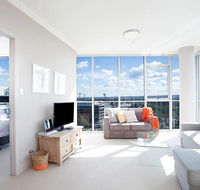 Australia Towers ShortOzstay - Redcliffe Tourism