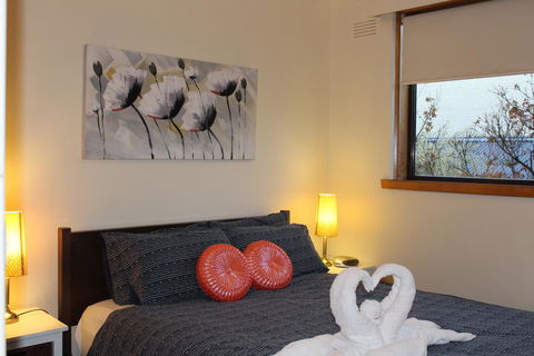 Australian Home Away @ Richmond - Redcliffe Tourism 0