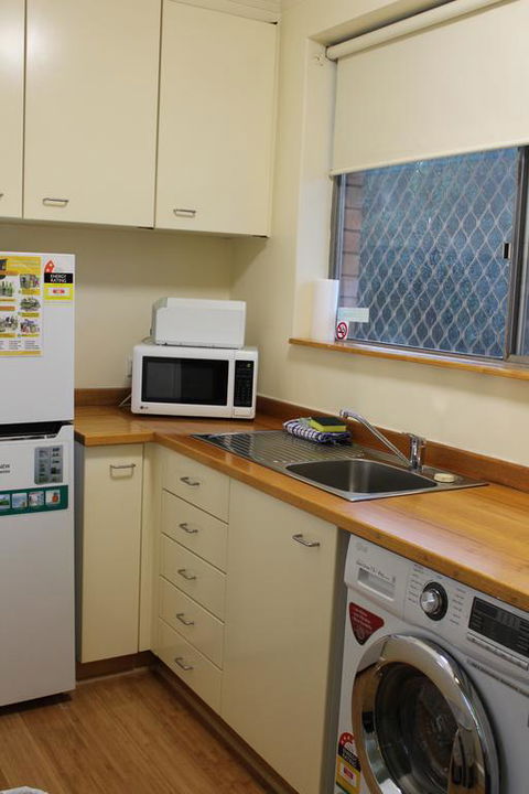 Australian Home Away @ Richmond - Redcliffe Tourism 3