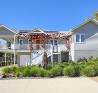 Autumn Home - Our Place at Bright - Redcliffe Tourism