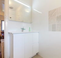 B7 Close to UWA Swan River Cafes and The New Children's Hospital - Redcliffe Tourism