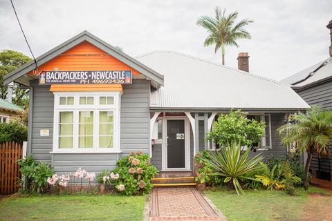 Backpackers Newcastle - Redcliffe Tourism 0