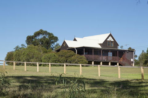 Ballaview - Redcliffe Tourism 0