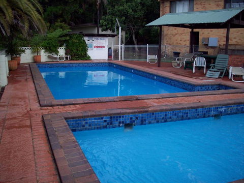 Banana Coast Caravan Park - Redcliffe Tourism 0