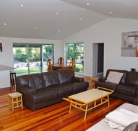 Banyula 103 Neville Morton Drive - Redcliffe Tourism