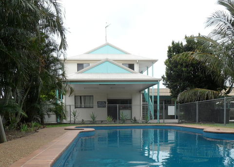 Bargara Beach Motor Inn - Redcliffe Tourism 0
