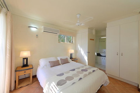 Bargara Shoreline Apartments - Redcliffe Tourism 2