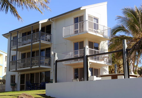 Bargara Shoreline Apartments - Redcliffe Tourism 0