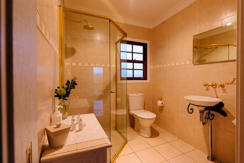 Barrington Hideaway- River Cottages - Redcliffe Tourism 2