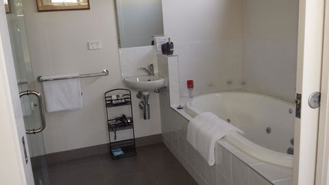 Bass Coast Country Cottages - Redcliffe Tourism 3