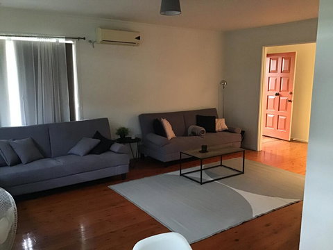 Baulkham Hill House - Redcliffe Tourism 0