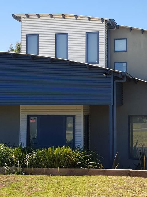 Bay Breeze Holiday Home - Redcliffe Tourism 2