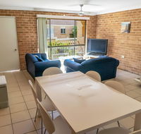 Beach Chalet 3 - Redcliffe Tourism