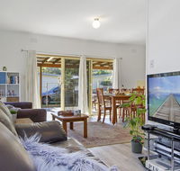 Beach Escape  Currarong - basic family accommodation - Redcliffe Tourism