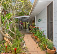 BEACH RETREAT - Redcliffe Tourism