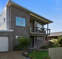 Beach Serenity - Redcliffe Tourism
