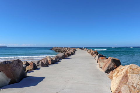 Beach Side Cottage At Blacksmiths - Redcliffe Tourism 2