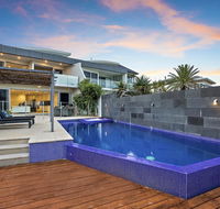 Beachfront 12 - Redcliffe Tourism