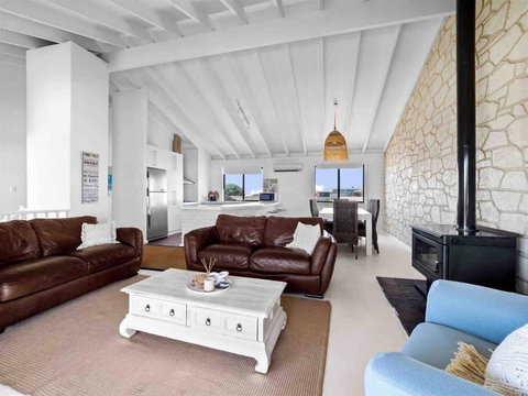 Relaxing Getaway Beachfront Access Multi Family Pets Mandurah - Redcliffe Tourism 0