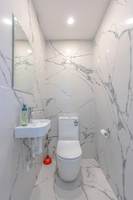 Renovated Vocation Home In Concord - Redcliffe Tourism 3