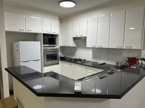 Resort Style 2BR Apt In Pyrmont Next To Darling Harbour - Redcliffe Tourism 2
