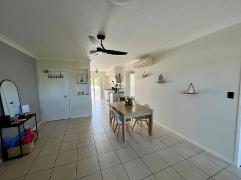 Resort Style Holiday Unit - Redcliffe Tourism 3