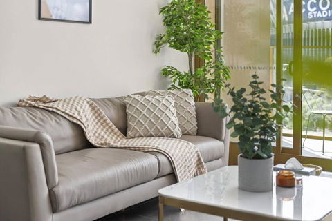 Resort Style Living One Bedroom Apt Olympic Park - Redcliffe Tourism 3