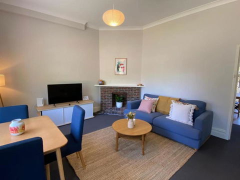 Retro Apt 6 Mins To Victoria Quay - Redcliffe Tourism 3