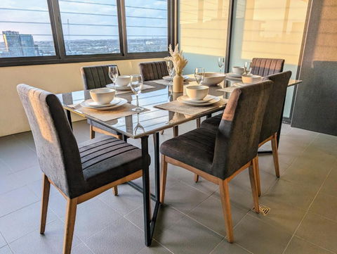 Rhodes Two Bedroom Apartment With Fantastic Water View - Redcliffe Tourism 3