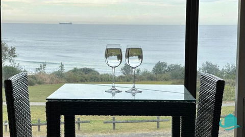 Ripples By The Sea - Redcliffe Tourism 2