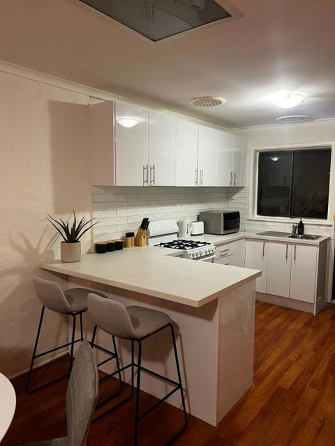 River End Unit Near Parkland - Redcliffe Tourism 3