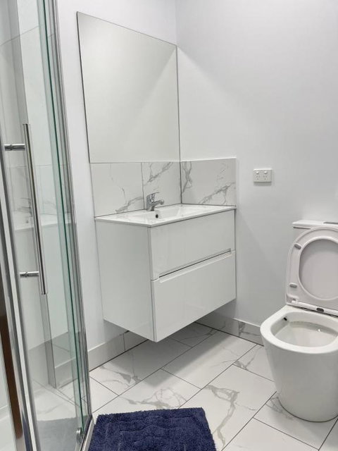 Riverside Hotel - Redcliffe Tourism 2