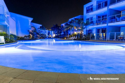 Sand Dunes Resort Stunning Beachfront Apartment - Redcliffe Tourism 0