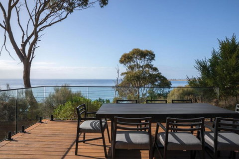 Rocky Ridge - Redcliffe Tourism 3