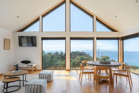 Rocky Ridge - Redcliffe Tourism 1