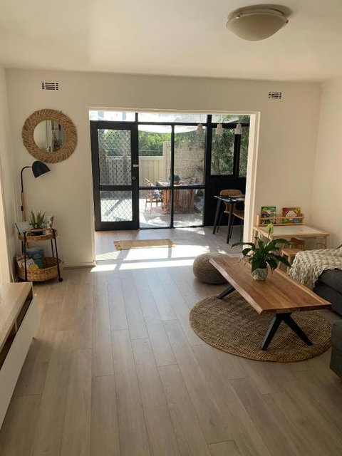 Room For Rent - Redcliffe Tourism 2