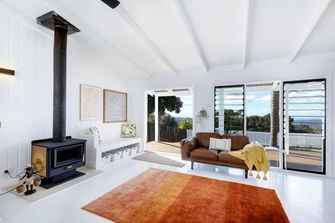 Rosewood House - Redcliffe Tourism 1