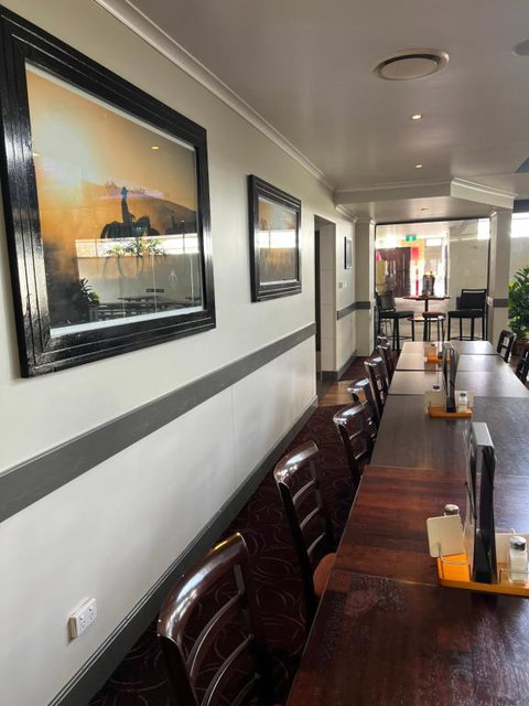 Royal Hotel-Motel - Redcliffe Tourism 2