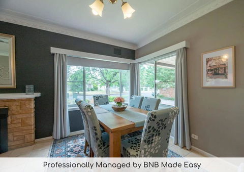 Roycox Cottage - Charming Escape, Fireplace - Redcliffe Tourism 0
