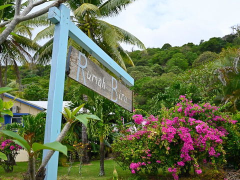 Rumah Biru - Redcliffe Tourism 0