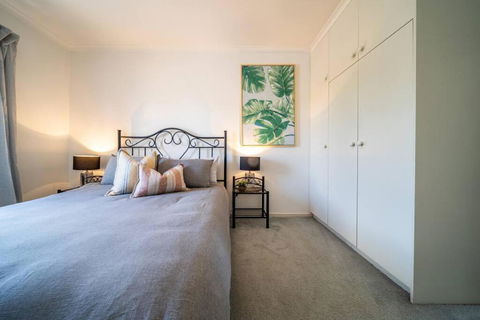 Sage On Bewes Adelaide - Redcliffe Tourism 1