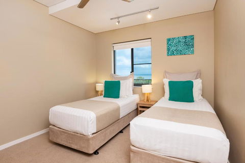 Saltwater Suites - Waterfront Apartments - Redcliffe Tourism 3
