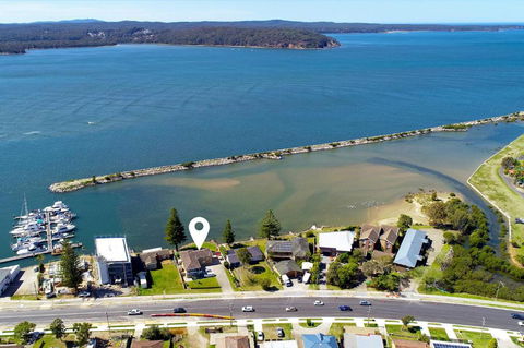 Salty Life - Redcliffe Tourism 3